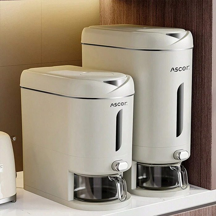 Space-saving kitchen rice dispenser, large capacity automatic container with cup