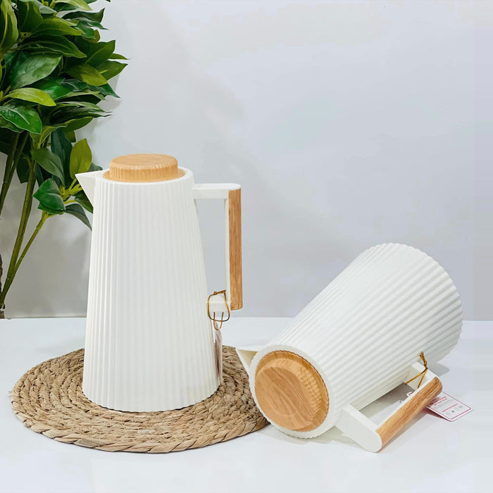 Premium 1 Liter Insulated Plastic Flask – Keep Your Drinks Hot Or Cold for Hours 